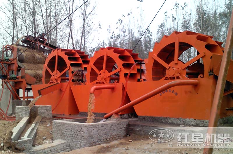 三臺洗砂機同時生產，更有效